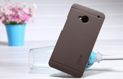 Пластикова накладка Nillkin Matte для HTC One + захисна плівка &mdash; eCase