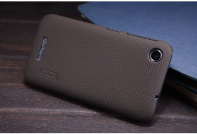 Пластикова накладка Nillkin Matte для HTC Desire 320 + захисна плівка &mdash; eCase